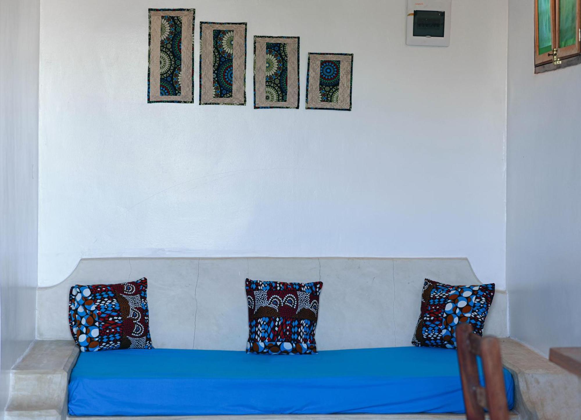 Tofauti Inn Makunduchi Екстериор снимка