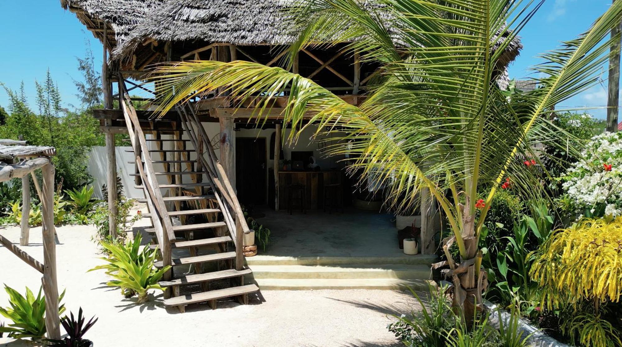Tofauti Inn Makunduchi Екстериор снимка