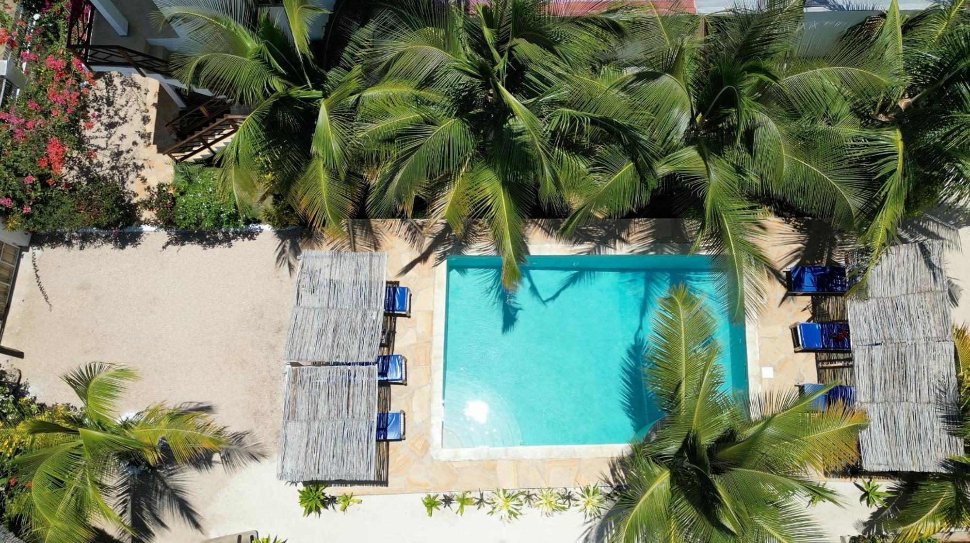 Tofauti Inn Makunduchi Екстериор снимка