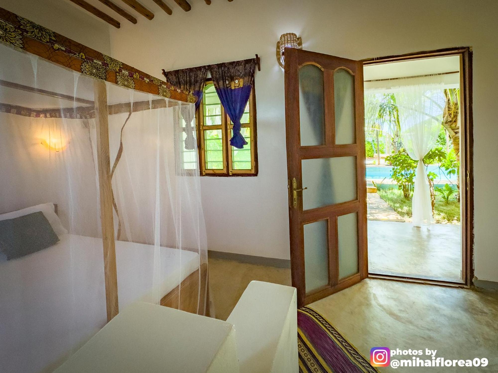 Tofauti Inn Makunduchi Екстериор снимка
