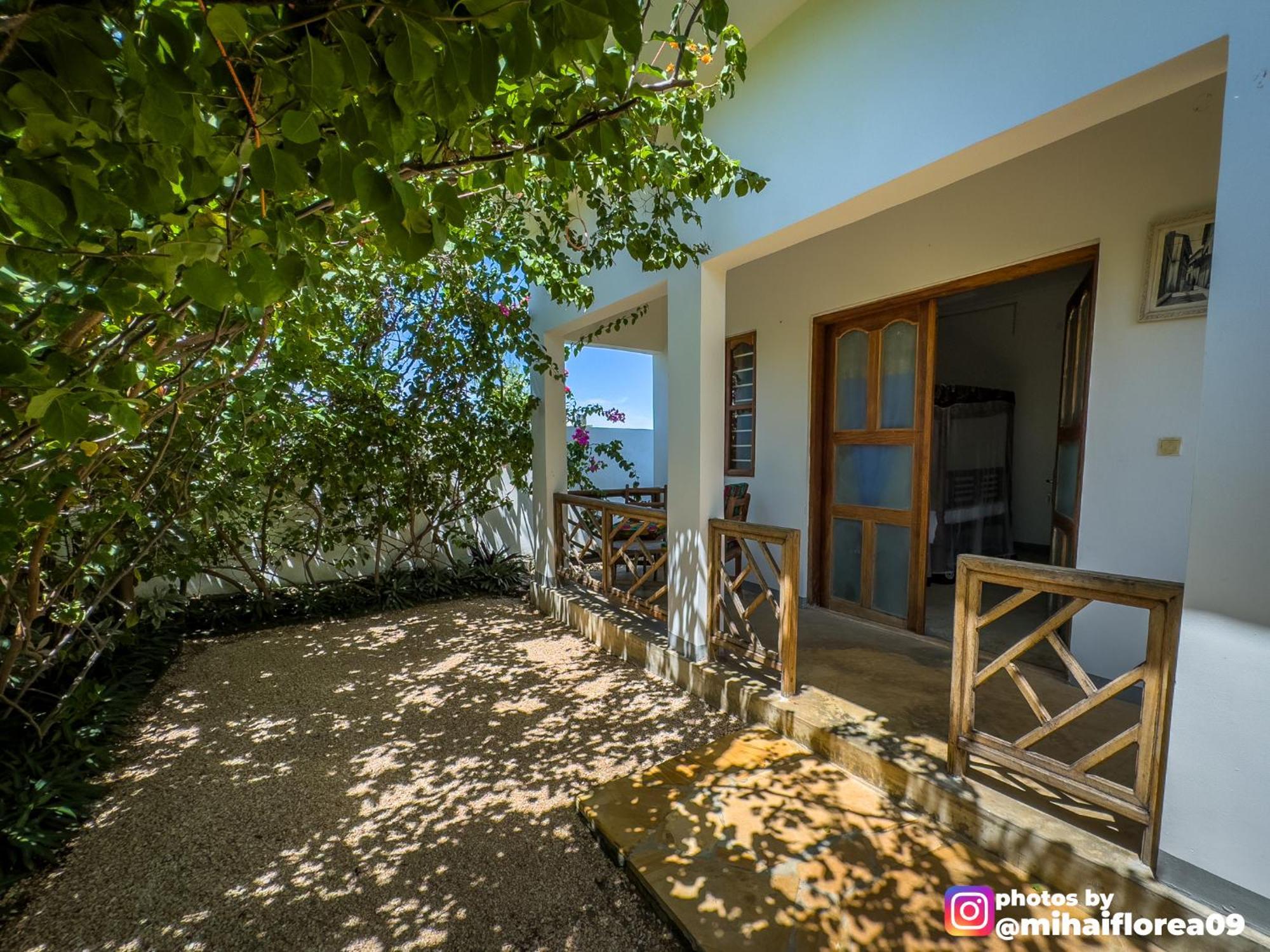 Tofauti Inn Makunduchi Екстериор снимка
