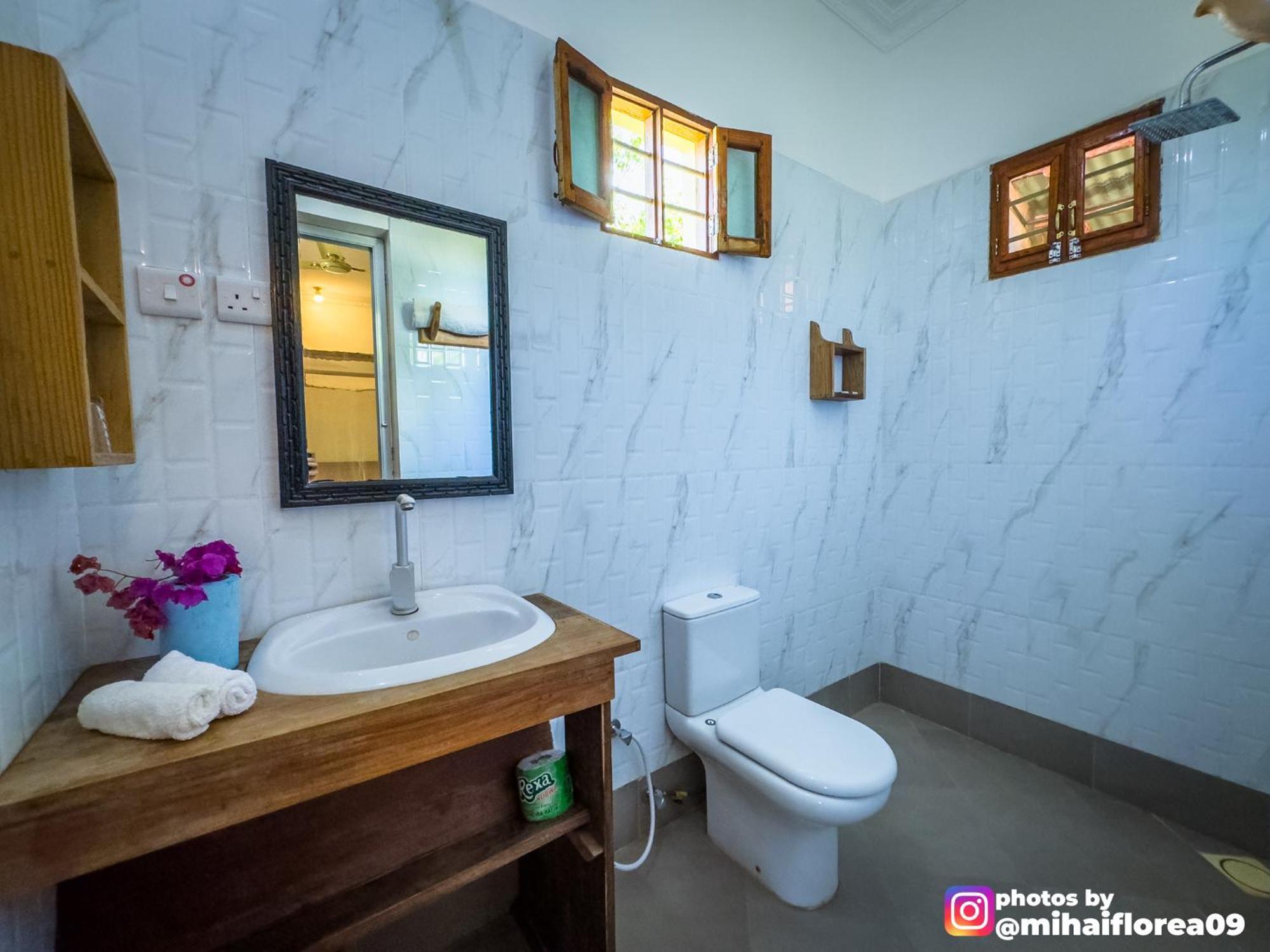 Tofauti Inn Makunduchi Екстериор снимка